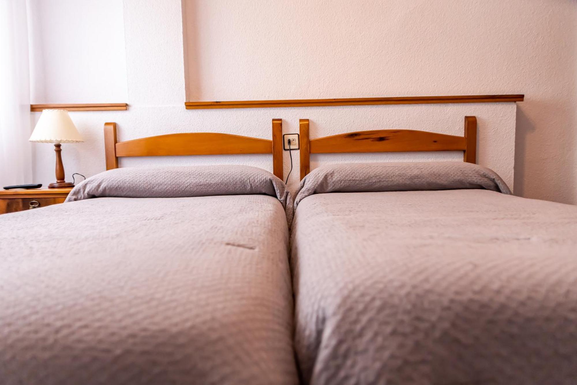 Hostal Restaurante Ventasierra Valdore Luaran gambar